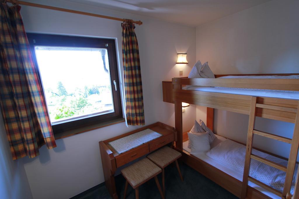 Ferienwohnungen Fiala-Koefer Portschach am Woerthersee Room photo